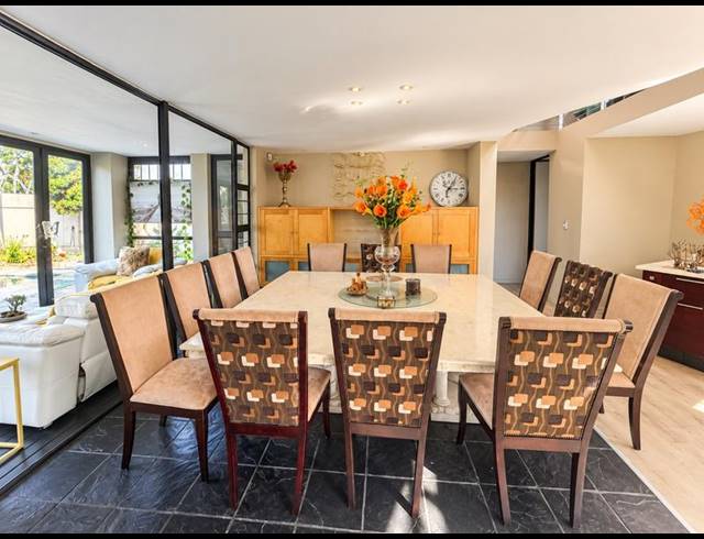 5 BEDROOM PROPERTY TO RENT IN UMHLANGA CENTRAL